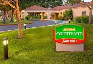 Courtyard By Marriott Pleasanton